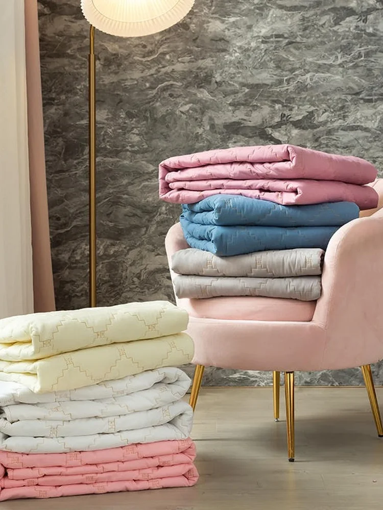 Bed Mattress Cover Fitted Sheet Protector Bedding Solid Color Bed Linens with Elastic Band Cotton Quilted Thick Warm Soft Pad
Bed Mattress Cover Fitted Sheet Protector Bedding Solid Color Bed Linens with Elastic Band Cotton Quilted Thick Warm Soft Pad