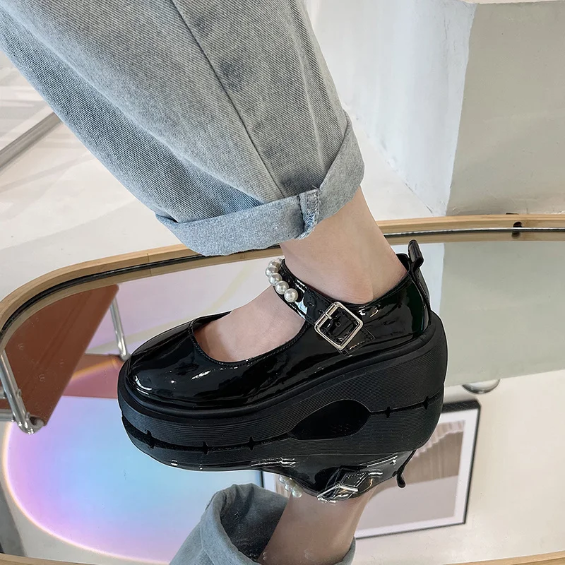 Lolita Shoes Platform Mary Janes Shoes Patent Leather Women Buckle Strap Dress Shoe Zapatos Mujer Black Spring Autumn 2021
Lolita Shoes Platform Mary Janes Shoes Patent Leather Women Buckle Strap Dress Shoe Zapatos Mujer Black Spring Autumn 2021