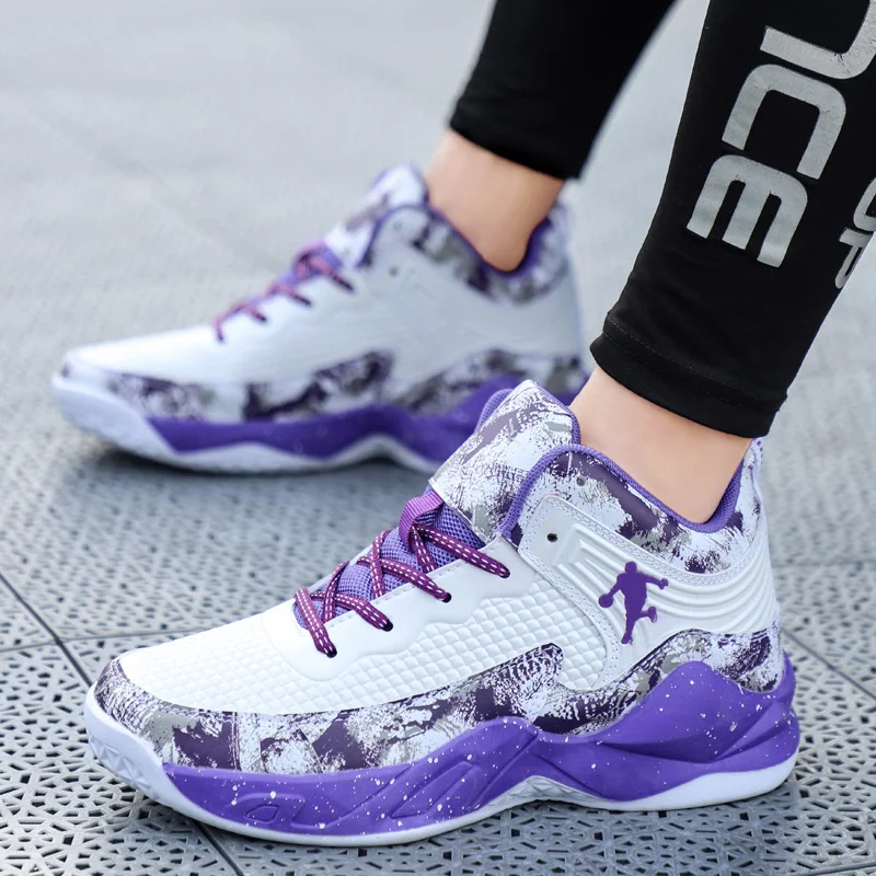 2022 Unisex High-top Anti-skid Breathable Basketball Shoes Men's Light Sport Training Sneakers Athletic Shoes Women Gym Flats
2022 Unisex High-top Anti-skid Breathable Basketball Shoes Men's Light Sport Training Sneakers Athletic Shoes Women Gym Flats