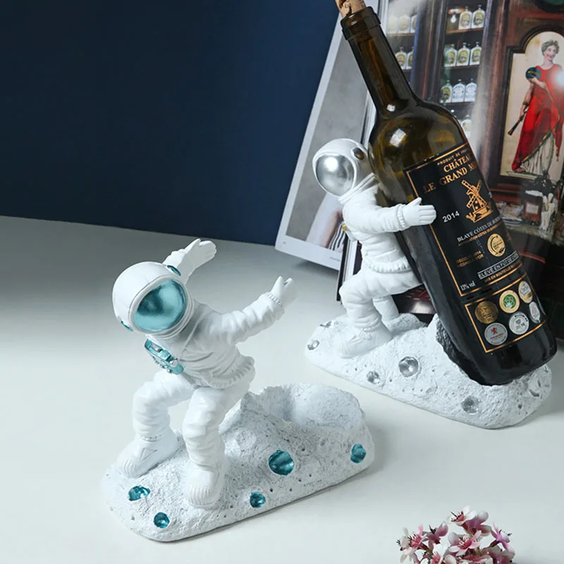Astronaut Model Wine Holder Home Decoration Furnishing Resin Space Man Character Wine Rack Living Room Display Artware Gifts
Astronaut Model Wine Holder Home Decoration Furnishing Resin Space Man Character Wine Rack Living Room Display Artware Gifts