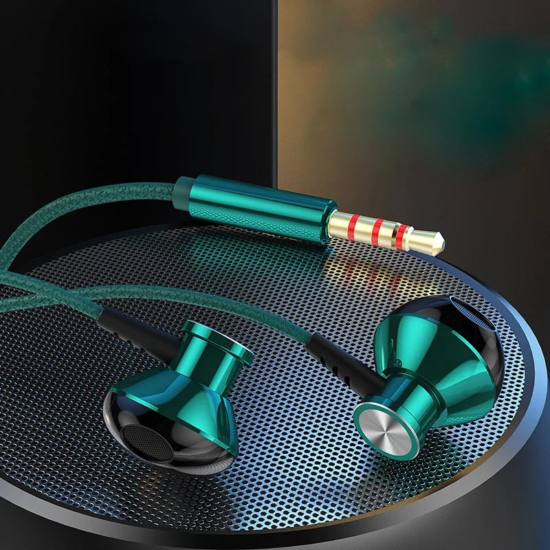 2021 New 3.5mm In-Ear Headphone with Microphone for PC 9D Stereo Subwoofer Headsets for Smart Phone Earphone with Wire Control
2021 New 3.5mm In-Ear Headphone with Microphone for PC 9D Stereo Subwoofer Headsets for Smart Phone Earphone with Wire Control