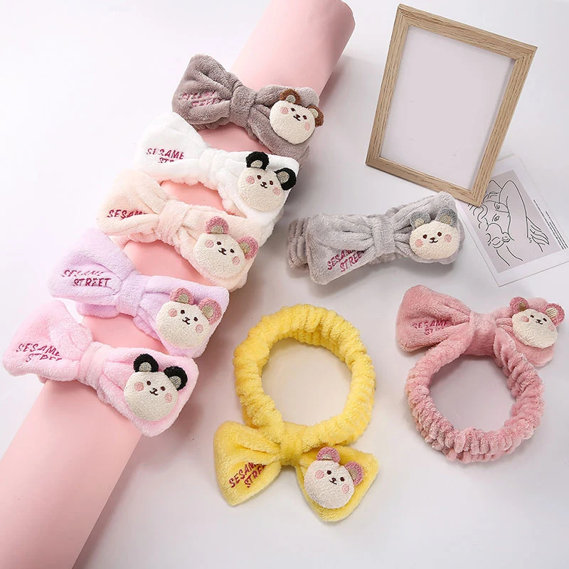 Bow Animal Ears Headband For Girls Cute Hairbands Soft Warm Coral Fleece Hair Band Wash Face Hair Holder Fashion Accessories
Bow Animal Ears Headband For Girls Cute Hairbands Soft Warm Coral Fleece Hair Band Wash Face Hair Holder Fashion Accessories