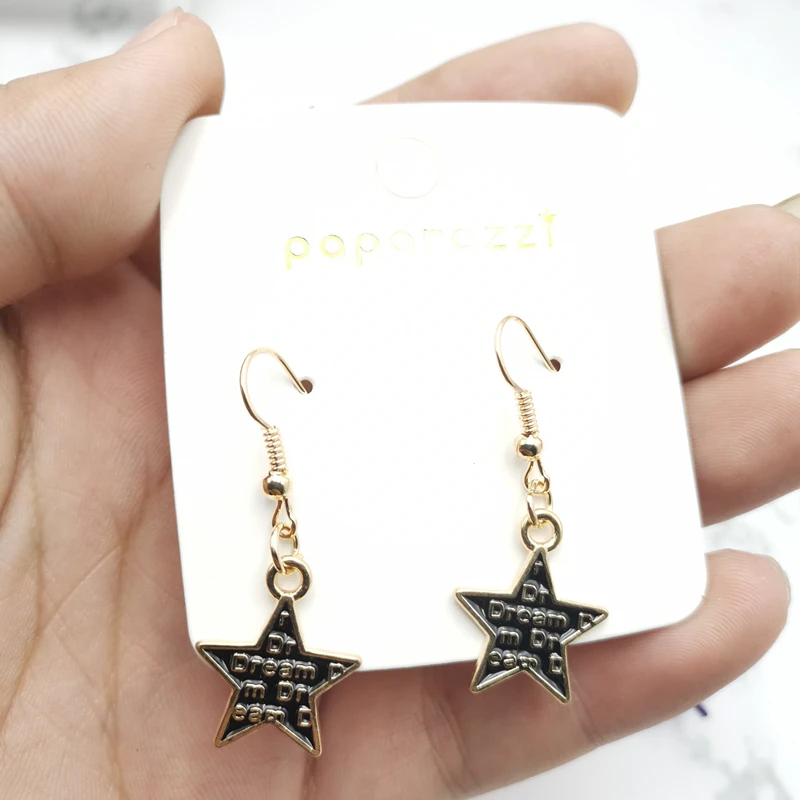 New Simple Dripping Star Fashion "dream" Five-pointed Star Drop Earrings Exquisite All-match Star Style Ladies Earrings Jewelry
New Simple Dripping Star Fashion "dream" Five-pointed Star Drop Earrings Exquisite All-match Star Style Ladies Earrings Jewelry