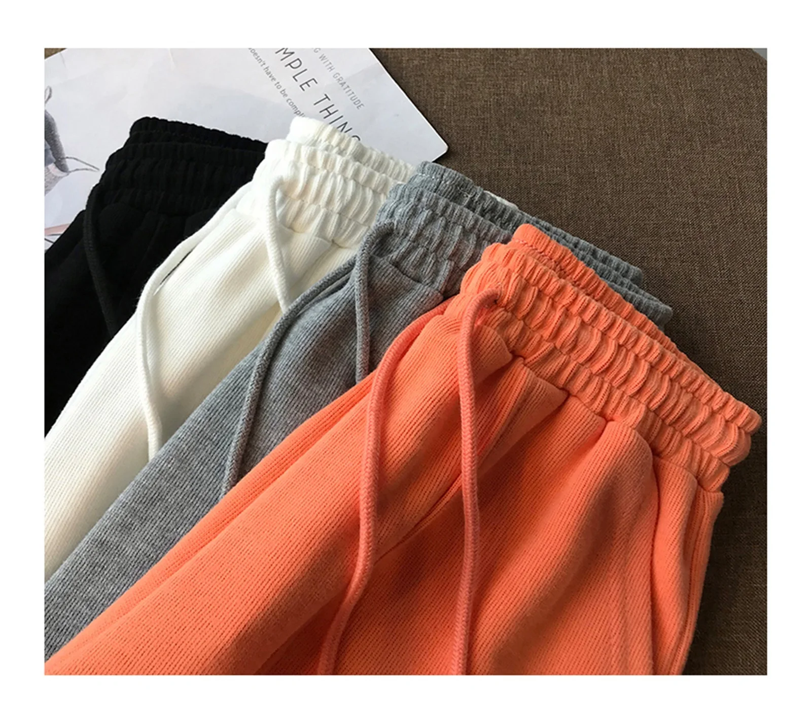 2021NEW Summer High Waist Wide Leg Short Pants Women black Knee Length Pants Drawstring Korean pure cotton Casual loose Holiday
2021NEW Summer High Waist Wide Leg Short Pants Women black Knee Length Pants Drawstring Korean pure cotton Casual loose Holiday