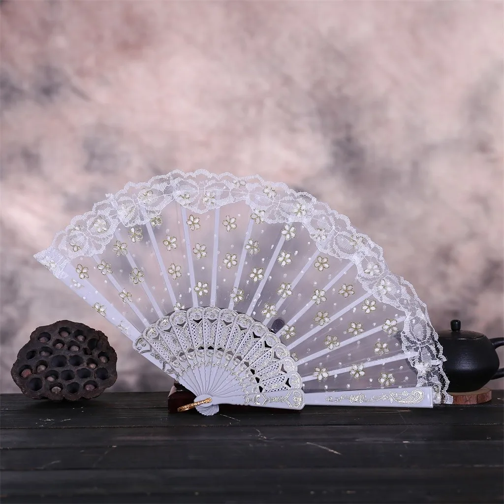 Abanico Best Chinese Style Dance Wedding Party Lace Silk Folding Hand Held Flower Fan Cadeau Mariage Pour Invit Ventilateur
Abanico Best Chinese Style Dance Wedding Party Lace Silk Folding Hand Held Flower Fan Cadeau Mariage Pour Invit Ventilateur