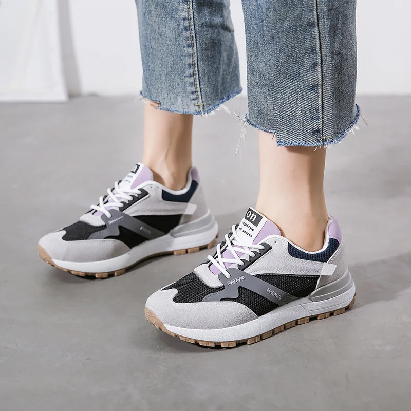 Women Casual Shoes Warm Breathable Girl Flat Walking Shoes Non-slip Increase Height Slim Female Sneakers
Women Casual Shoes Warm Breathable Girl Flat Walking Shoes Non-slip Increase Height Slim Female Sneakers