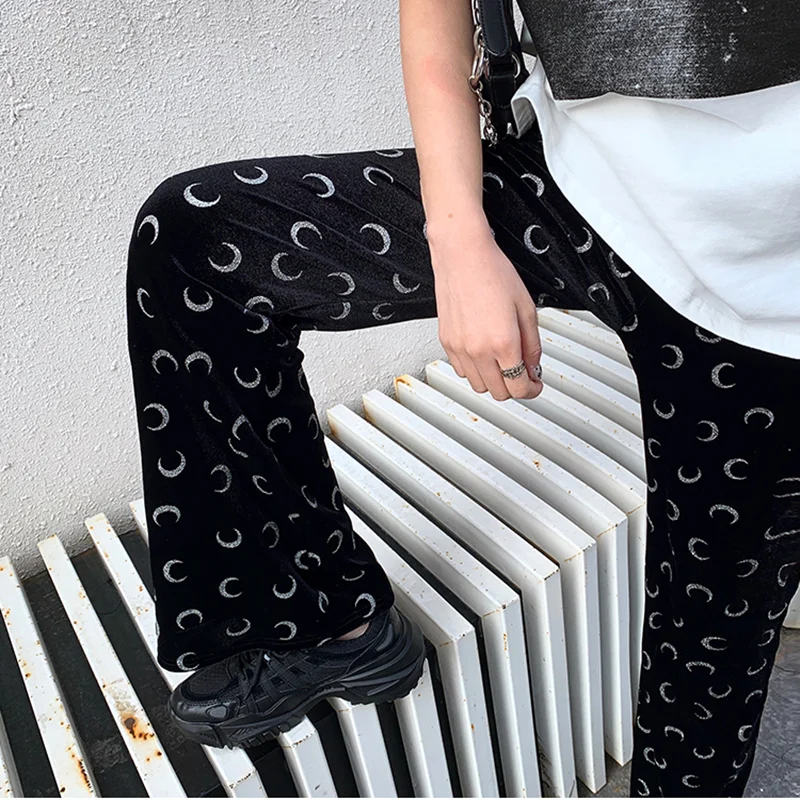 Velour Pants Women Autumn Wide Leg Flare Pants Ladies Female Crescent Pattern Velvet Trousers Hipster Streetwear Dark Fashion
Velour Pants Women Autumn Wide Leg Flare Pants Ladies Female Crescent Pattern Velvet Trousers Hipster Streetwear Dark Fashion