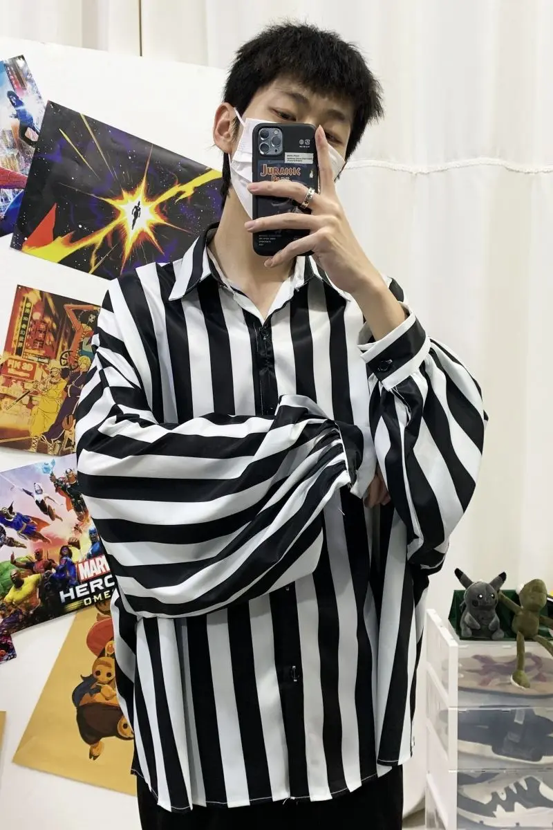 2021 Spring And Summer New Youth Popular Loose Large Size Hit Color Striped Long-sleeved Shirt Fashion Casual Shirt Black
2021 Spring And Summer New Youth Popular Loose Large Size Hit Color Striped Long-sleeved Shirt Fashion Casual Shirt Black