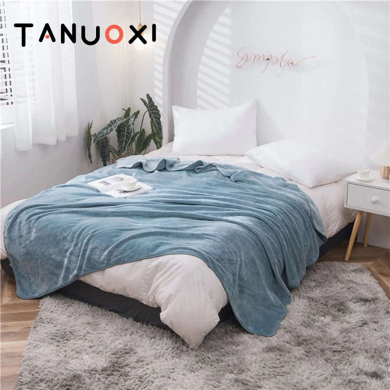 Super Soft Warm Flannel Blankets Solid Color Towel Throw Rug Fluffy For Home Sofa Bed Cover Bedspread Travel Camping
Super Soft Warm Flannel Blankets Solid Color Towel Throw Rug Fluffy For Home Sofa Bed Cover Bedspread Travel Camping