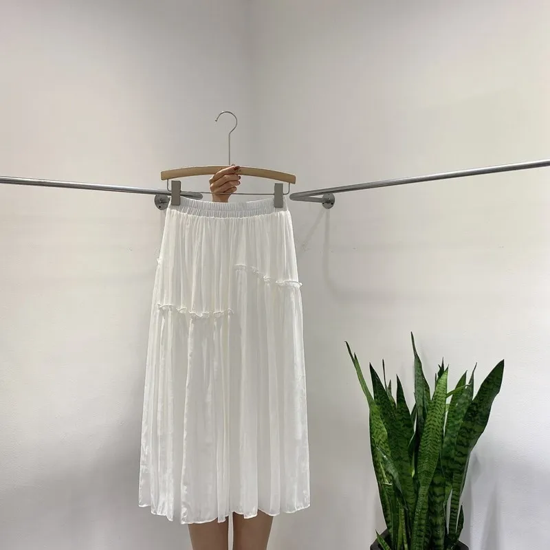 2021 Summer New Arrival Elastic High Waist Slimming Simple Blue Loose Fresh Sweet Casual Women Pleated Long Skirt Free Shipping
2021 Summer New Arrival Elastic High Waist Slimming Simple Blue Loose Fresh Sweet Casual Women Pleated Long Skirt Free Shipping