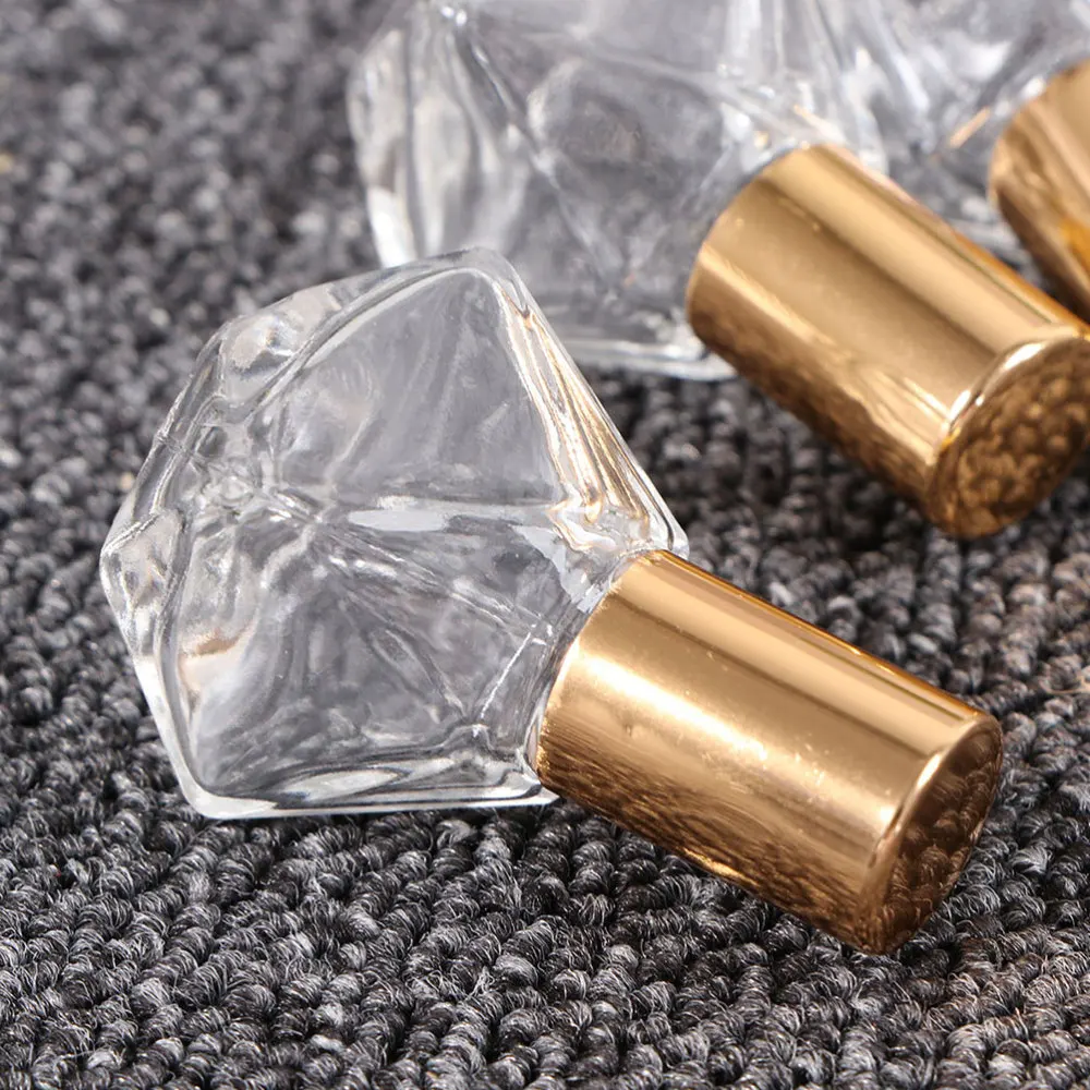 12pcs 8ML Essential Oil Roll-on Bottles Subpackaging Bottles with 12pcs Droppers
12pcs 8ML Essential Oil Roll-on Bottles Subpackaging Bottles with 12pcs Droppers