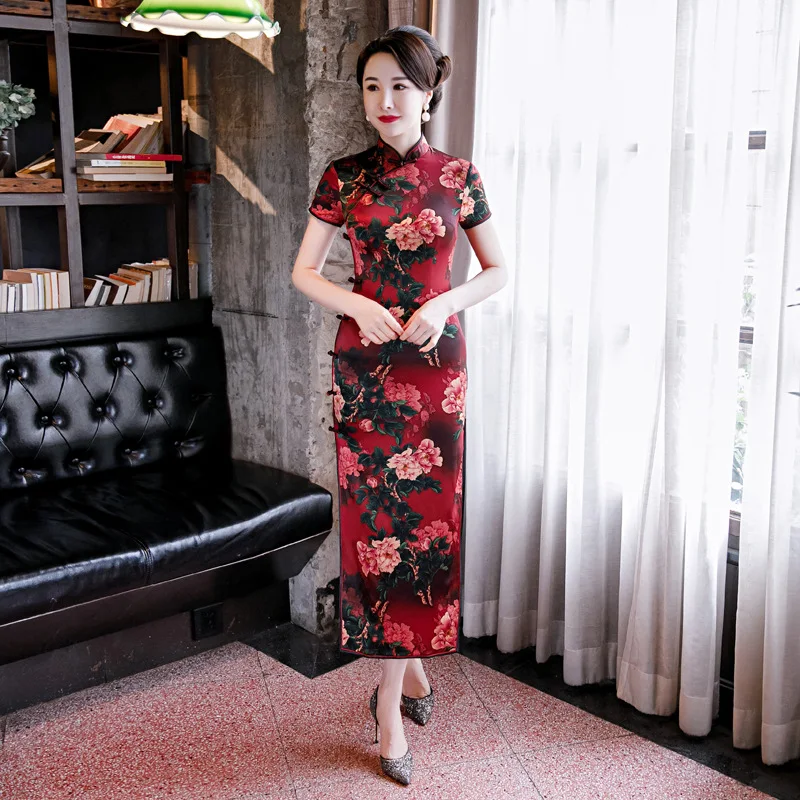 Chinese Traditional Classic Mandarin Collar Qipao Sexy Slim Long Cheongsam Novelty Print Flower Elegant Women Vestidos Plus Size
Chinese Traditional Classic Mandarin Collar Qipao Sexy Slim Long Cheongsam Novelty Print Flower Elegant Women Vestidos Plus Size