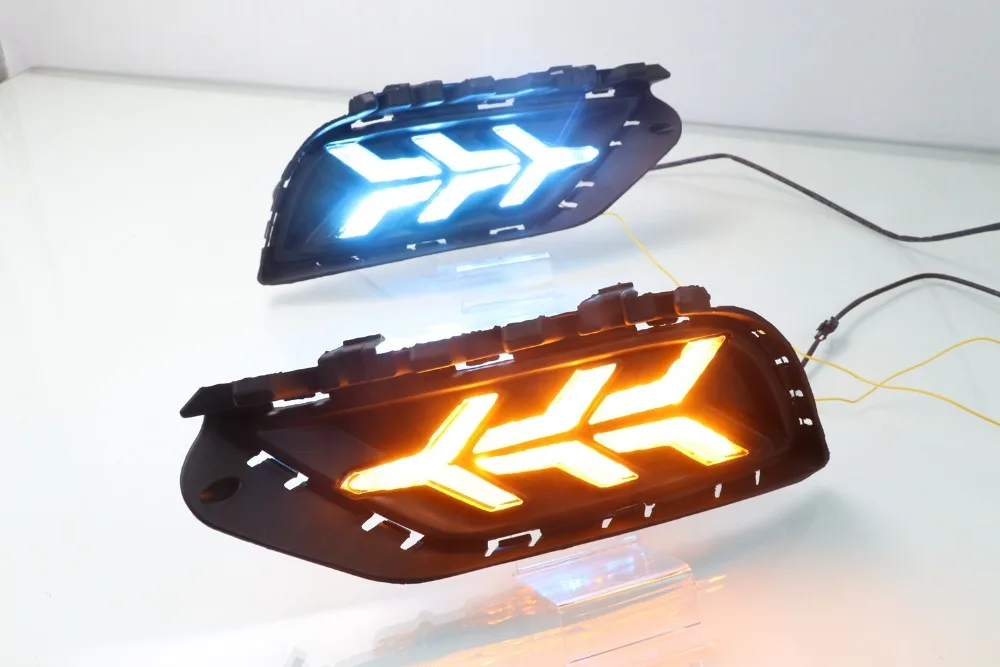 eOsuns led drl daytime running light for Volkswagen Bora 2016-2018 with Dynamic moving yellow turn signal and blue night light
eOsuns led drl daytime running light for Volkswagen Bora 2016-2018 with Dynamic moving yellow turn signal and blue night light