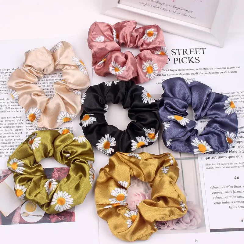 Wholesale 6Pcs/lot Scrunchies Print Scrunchie Set Elastic Hair Bands Solid Color Fashion Headwear Women Hair Accessories Gift
Wholesale 6Pcs/lot Scrunchies Print Scrunchie Set Elastic Hair Bands Solid Color Fashion Headwear Women Hair Accessories Gift
