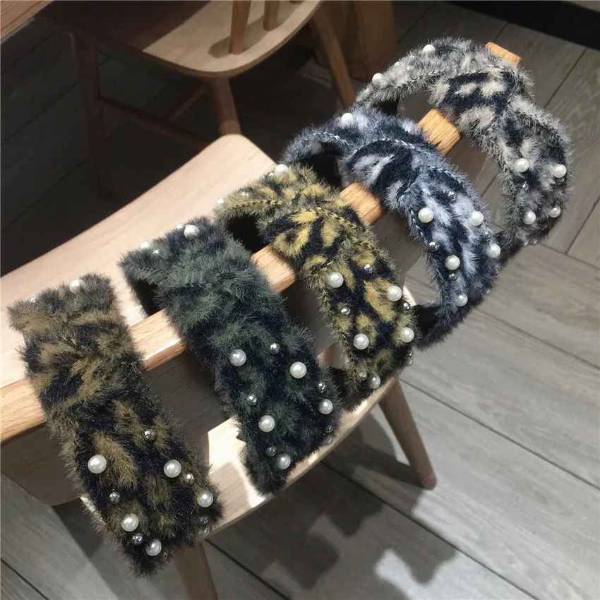 Korea Fashion Leopard Women's Hairband High Elastic Hair Band Wide Side Cross Knot Headband For Adlut Girls Headwear Accessories
Korea Fashion Leopard Women's Hairband High Elastic Hair Band Wide Side Cross Knot Headband For Adlut Girls Headwear Accessories