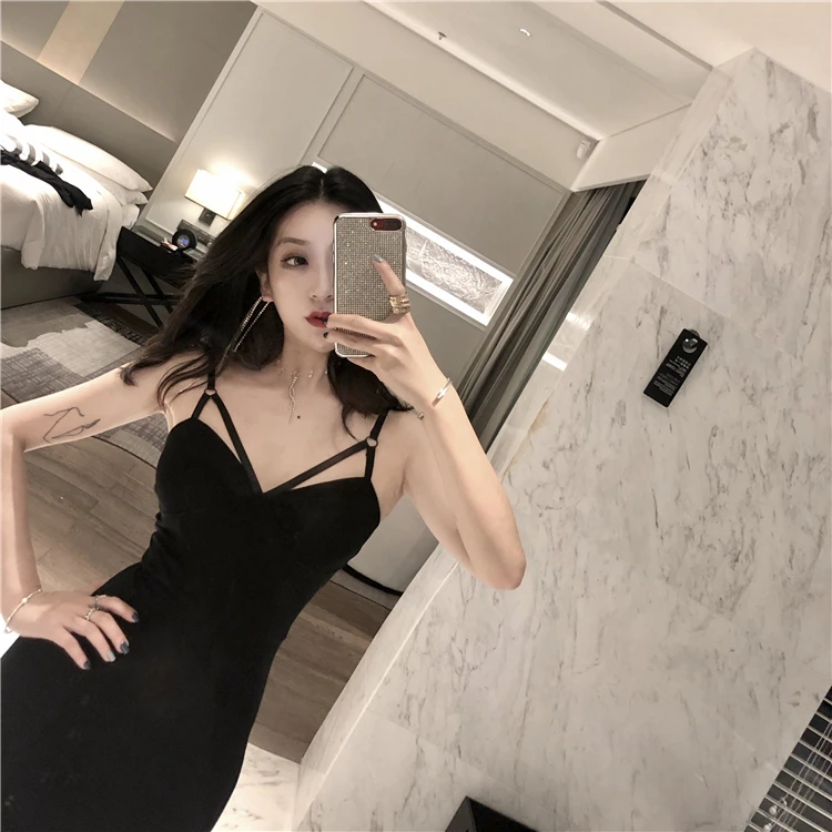 Женская летняя пляжная юбка для отдыха на море, черная облегающая юбка на бретелях с V-образным вырезом, Привлекательная юбка с разрезом и от... 
Женская летняя пляжная юбка для отдыха на море, черная облегающая юбка на бретелях с V-образным вырезом, Привлекательная юбка с разрезом и от...