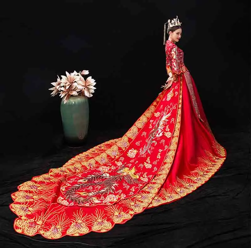 Традиционное китайское свадебное платье Hanfu с вышивкой Hanfu, красное платье со шлейфом для мужчин/женщин, костюм для косплея, роскошный костю...
Традиционное китайское свадебное платье Hanfu с вышивкой Hanfu, красное платье со шлейфом для мужчин/женщин, костюм для косплея, роскошный костю...