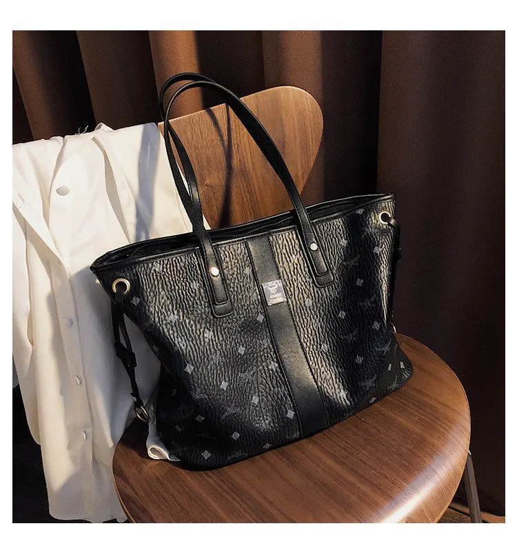 M home shopping bag 2021 new single shoulder net red tote bag large capacity soft leather handbag fashion versatile bag trend
M home shopping bag 2021 new single shoulder net red tote bag large capacity soft leather handbag fashion versatile bag trend