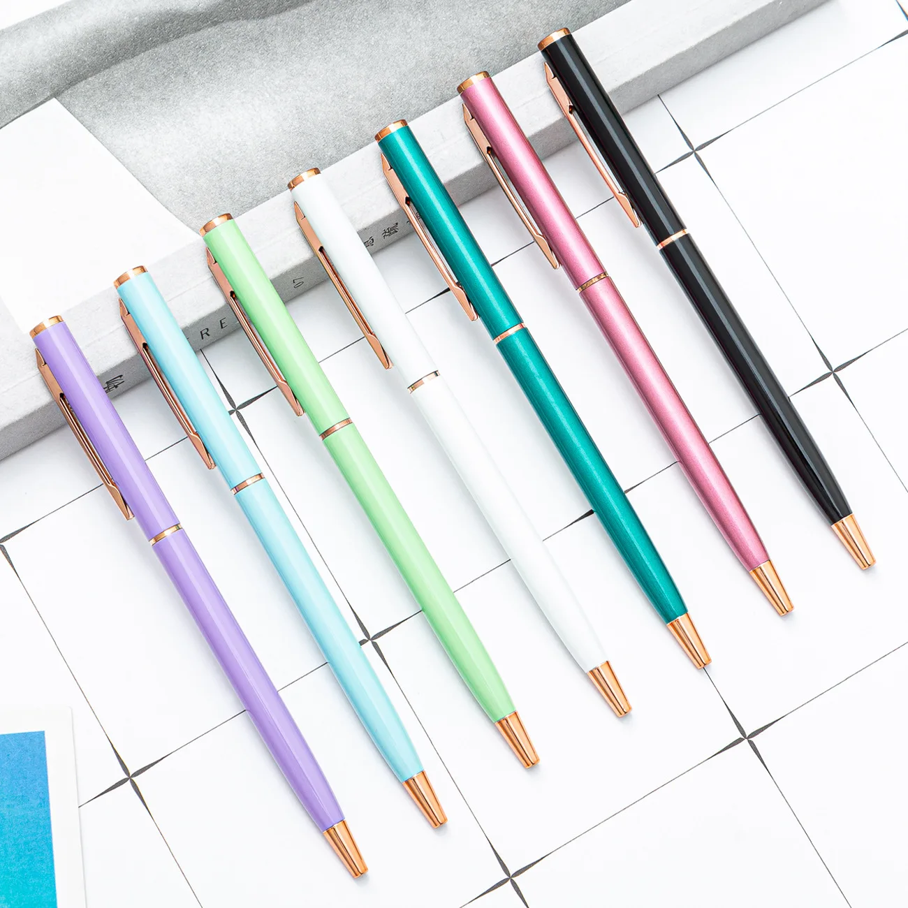 High-quality Color Metal Ball-point Pen Financial Pen Office Flat-headed Small Coats Pen Multi-color Small Coats Ball-point Pen 
High-quality Color Metal Ball-point Pen Financial Pen Office Flat-headed Small Coats Pen Multi-color Small Coats Ball-point Pen