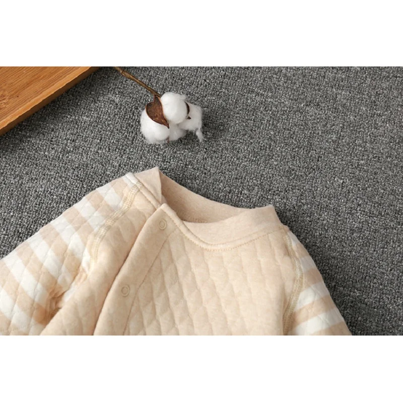 Newborn rompers boy clothes Organic cotton Baby girl clothing Autumn Long sleeve Infant Jumpsuit romper Winter baby clothing
Newborn rompers boy clothes Organic cotton Baby girl clothing Autumn Long sleeve Infant Jumpsuit romper Winter baby clothing