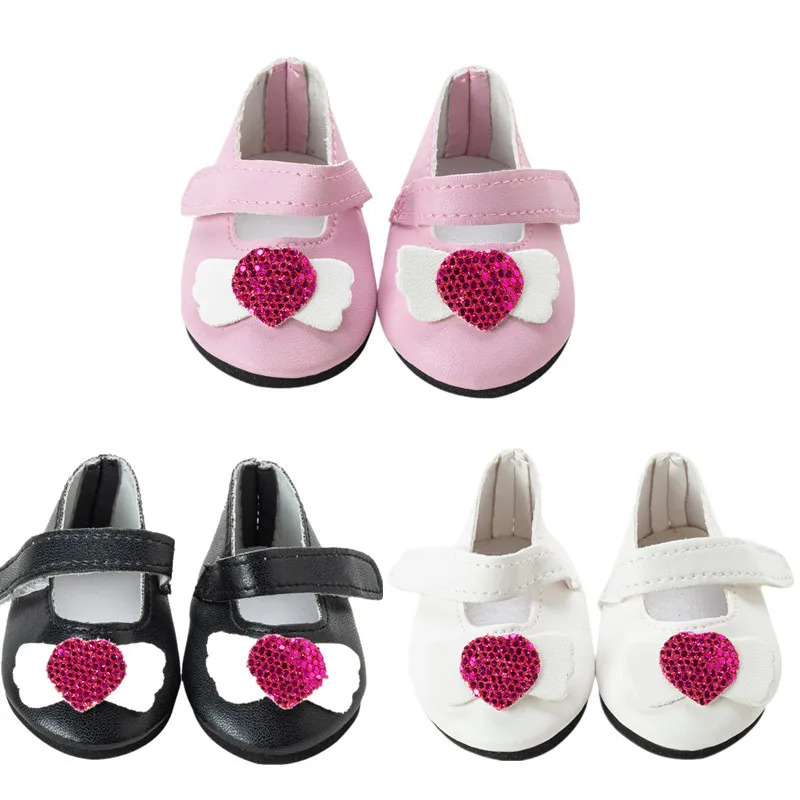 2021 New Fit 17 inch 43cm Baby New Born Doll Shoes Accessories Pink Black White Heart Shoes For Baby Birthday Gift
2021 New Fit 17 inch 43cm Baby New Born Doll Shoes Accessories Pink Black White Heart Shoes For Baby Birthday Gift