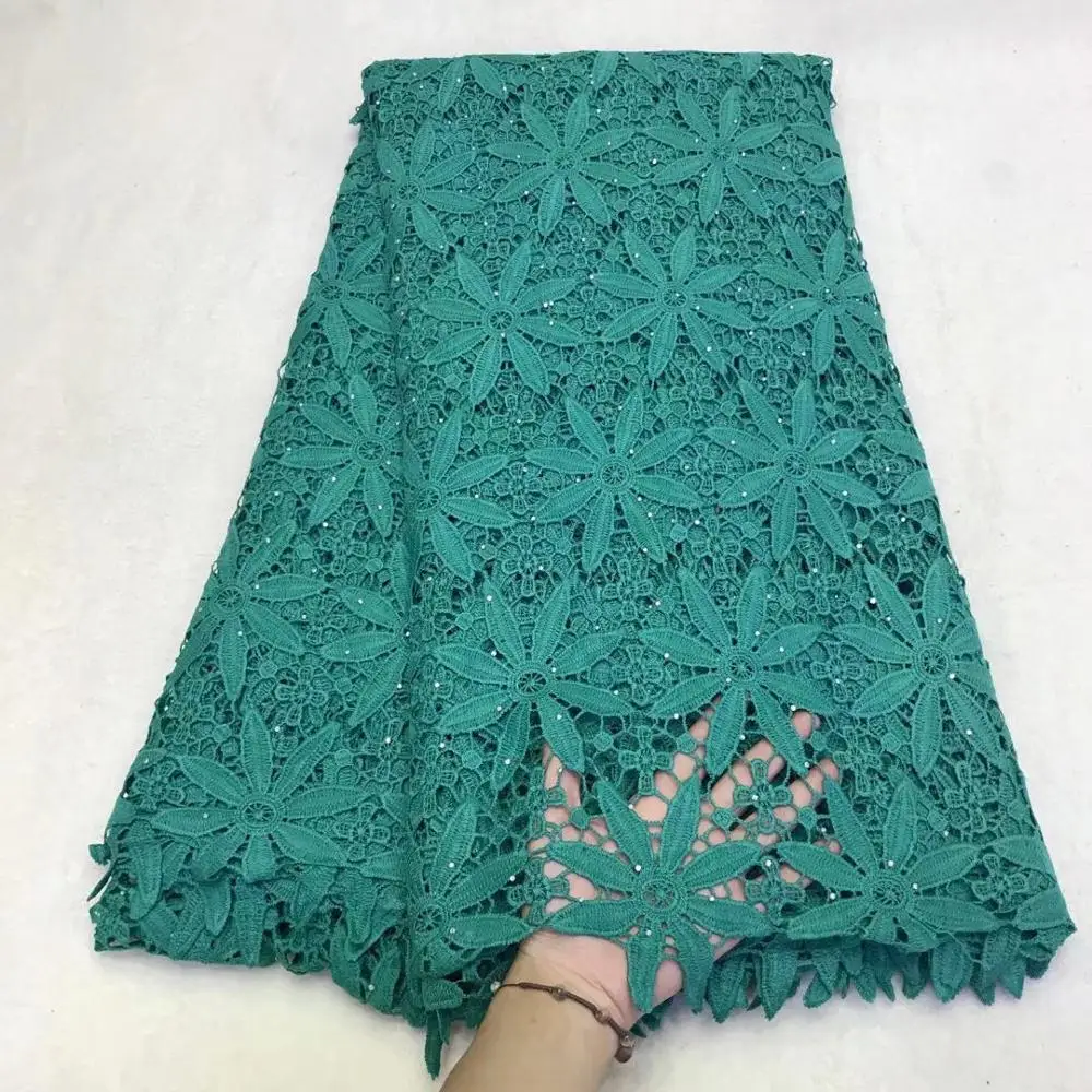 Cheap Green Leaf Style African Lace Fabric High Quality Hollow Out Milk Silk Lace Stones French Mesh Lace Fabric For Wedding AWW
Cheap Green Leaf Style African Lace Fabric High Quality Hollow Out Milk Silk Lace Stones French Mesh Lace Fabric For Wedding AWW
