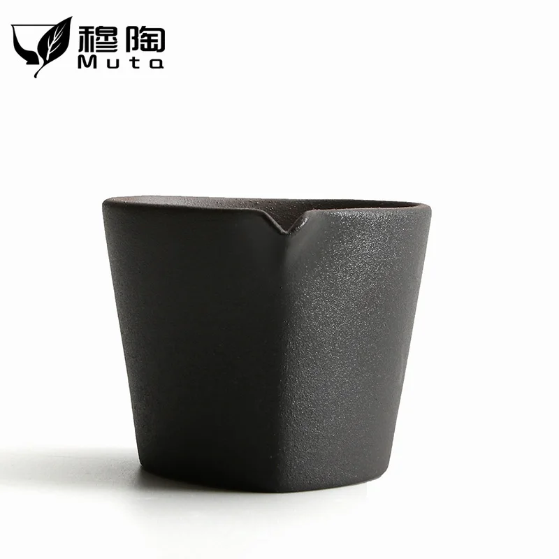 Ярмарка чашка керамический Японский чай диспенсер термостойкий утолщенный чай морской креативный чай церемония Аксессуары кунг-фу набор м...
Ярмарка чашка керамический Японский чай диспенсер термостойкий утолщенный чай морской креативный чай церемония Аксессуары кунг-фу набор м...