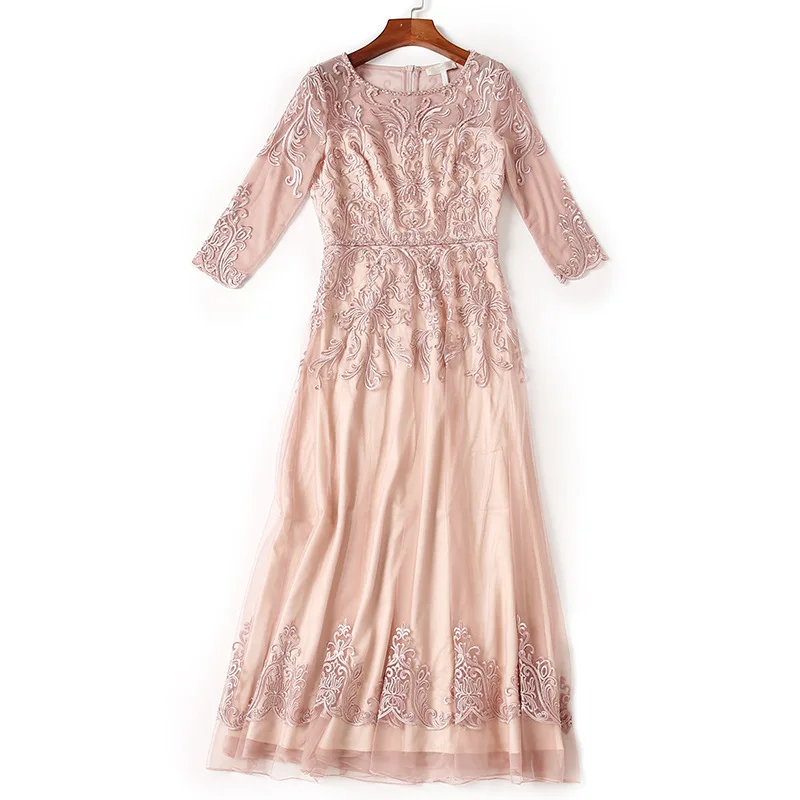 Formal Party Wedding Vestidos 2020 Spring Summer Women Luxurious Embroidery Beading Deco Mid-Calf Big Swing Grey Pink Dresses 
Formal Party Wedding Vestidos 2020 Spring Summer Women Luxurious Embroidery Beading Deco Mid-Calf Big Swing Grey Pink Dresses