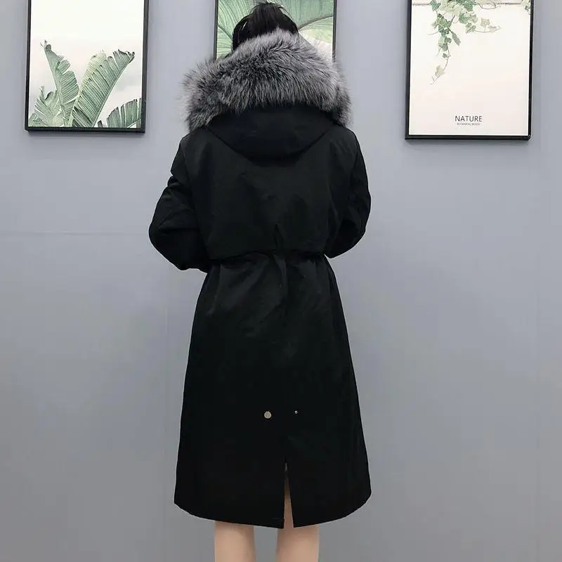 Parka real fur 2020 fashionable new fox fur lining pie overcomes long coats to keep warm in winter
Parka real fur 2020 fashionable new fox fur lining pie overcomes long coats to keep warm in winter