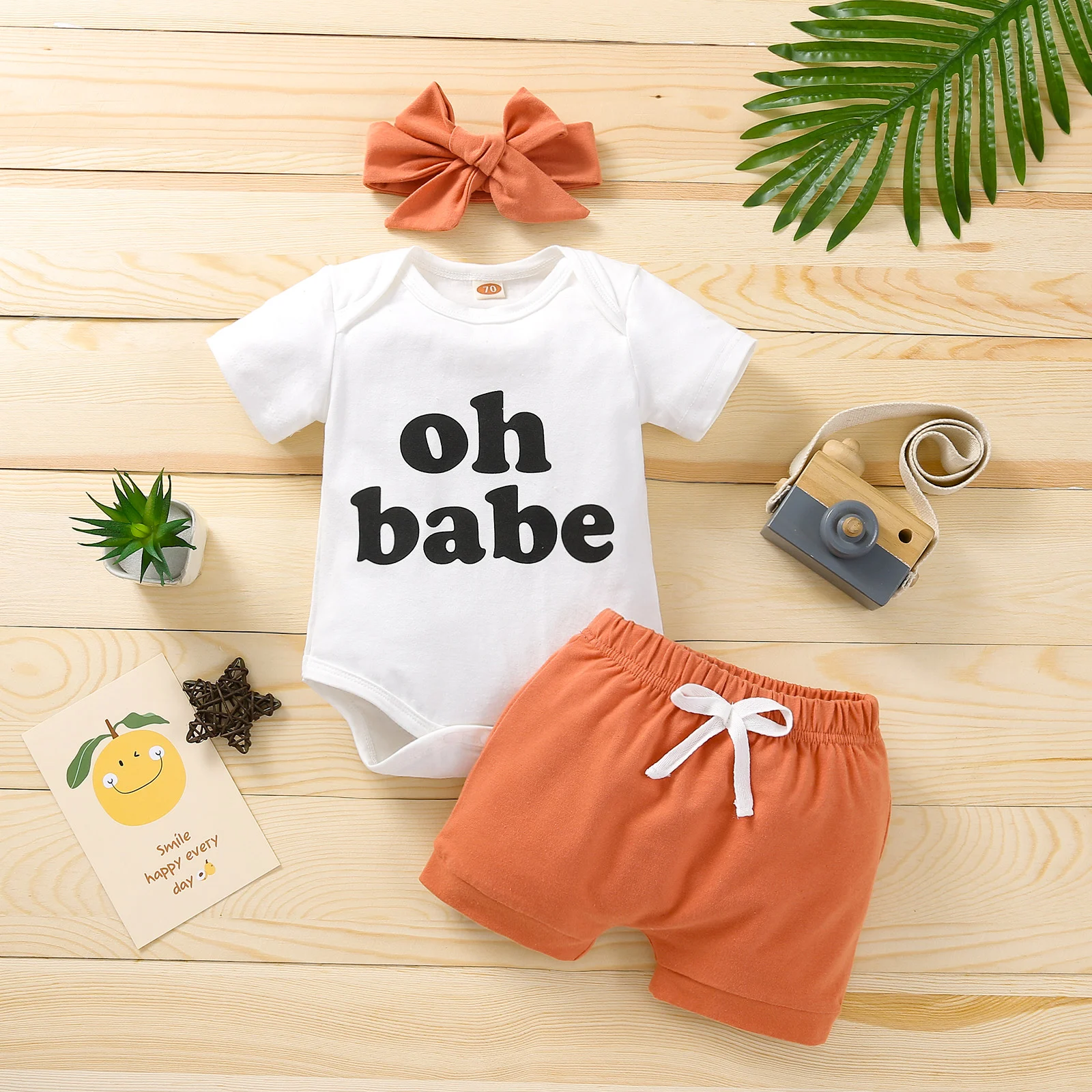 Pudcoco Baby Girls Clothes Set, Letter Print Short Sleeve O-neck Romper+Solid Color Shorts+Bow-knot Headband Summer Set 0-18M
Pudcoco Baby Girls Clothes Set, Letter Print Short Sleeve O-neck Romper+Solid Color Shorts+Bow-knot Headband Summer Set 0-18M
