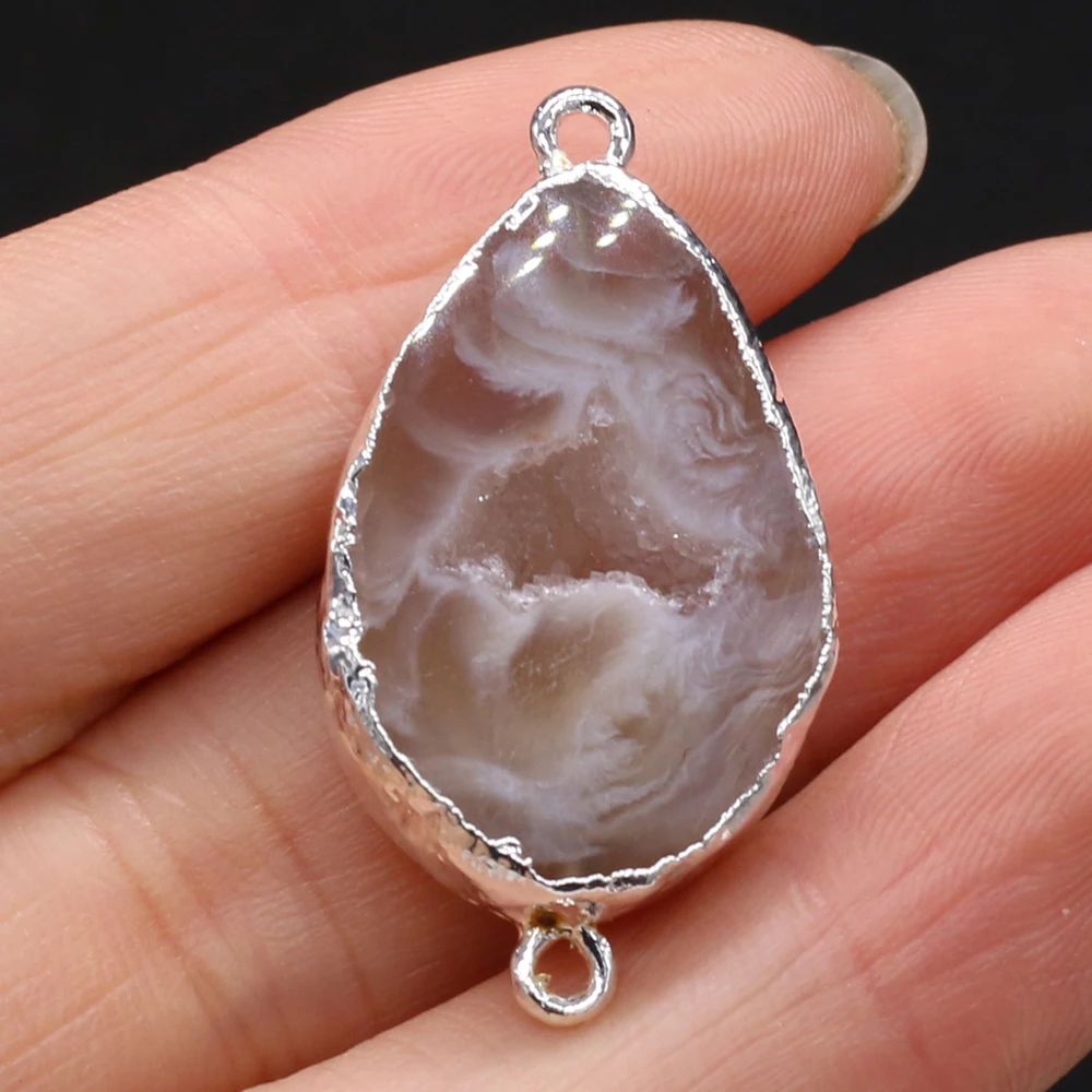 Natural Semi-precious Stones Grey Agate Connector DIY 15x25-20x30mm for Jewelry Making Necklaces Accessories Gift
Natural Semi-precious Stones Grey Agate Connector DIY 15x25-20x30mm for Jewelry Making Necklaces Accessories Gift