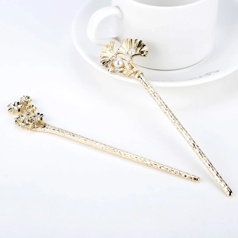 Fashion Flower Pearl Gold Color Hair Pins Hair Stick Hairpins Girl Headpiece Women Headwear Hair Accessories
Fashion Flower Pearl Gold Color Hair Pins Hair Stick Hairpins Girl Headpiece Women Headwear Hair Accessories