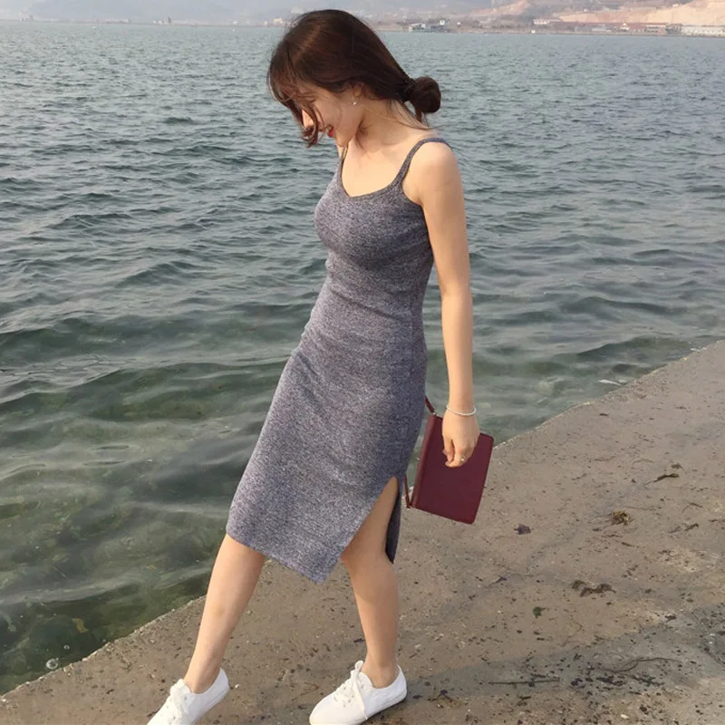 HISUMA Summer Women Sleeveless Spaghetti Strap Halter Basic Ruffles Dress Lady Sexy Bodycon Elastic Slim Wrap Knitted Chic Dress
HISUMA Summer Women Sleeveless Spaghetti Strap Halter Basic Ruffles Dress Lady Sexy Bodycon Elastic Slim Wrap Knitted Chic Dress