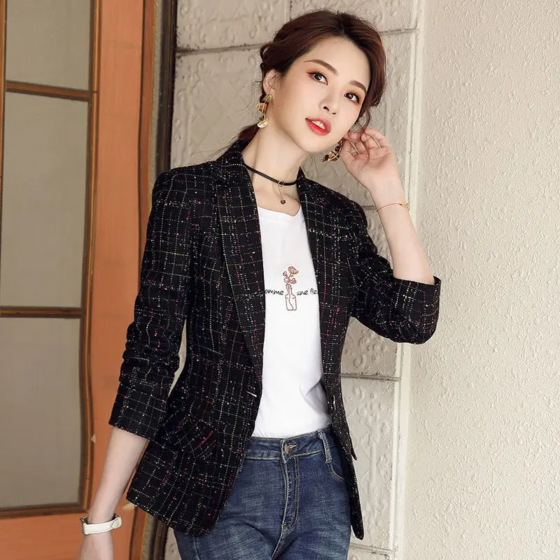 PEONFLY Casual Notched Blazers Women Fashion Single Breasted Jackets Women Elegant Long Sleeve Plaid Suits Female Ladies
PEONFLY Casual Notched Blazers Women Fashion Single Breasted Jackets Women Elegant Long Sleeve Plaid Suits Female Ladies