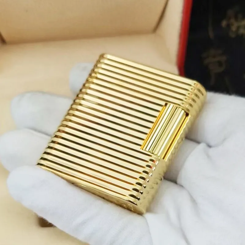 100% brand new made in China retro original cute DuPont bright sound lighter windproof cigarette lighter
100% brand new made in China retro original cute DuPont bright sound lighter windproof cigarette lighter