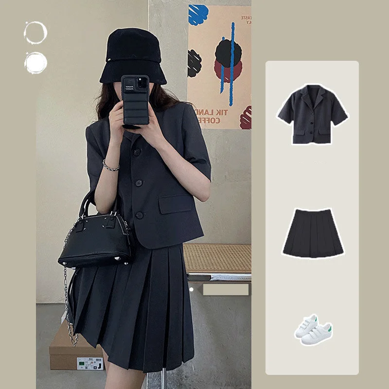 Sweet cool style short-sleeved small suit suit women summer new high-waist pleated skirt western style suit jacket mini skirt
Sweet cool style short-sleeved small suit suit women summer new high-waist pleated skirt western style suit jacket mini skirt