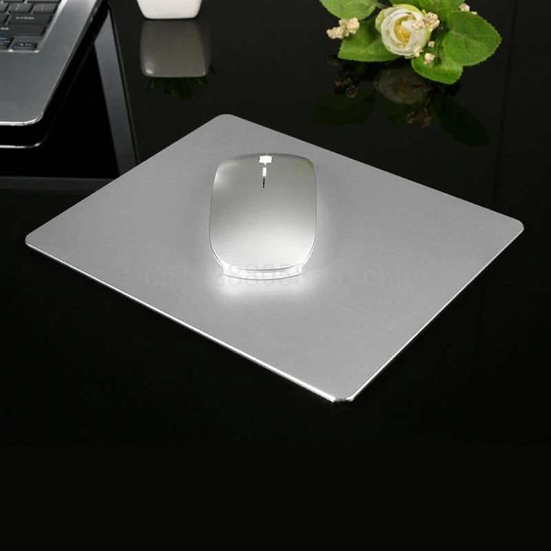 22x18CM Aluminum Alloy Mouse Pad Anti-slip Mousepad Gaming Mice Mat for Computer
22x18CM Aluminum Alloy Mouse Pad Anti-slip Mousepad Gaming Mice Mat for Computer