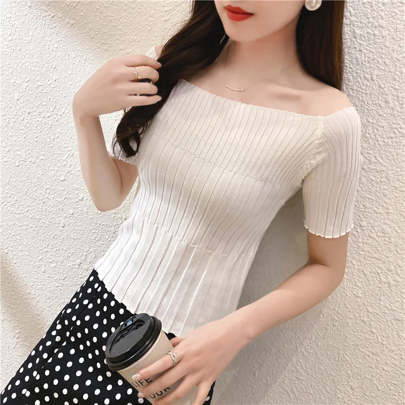 2021 Summer New Korean Fashion One Shoulder Slim Ice Silk Knitted Pullovers Streetwear Women Short Sleeve Stripe Sweater Tops
2021 Summer New Korean Fashion One Shoulder Slim Ice Silk Knitted Pullovers Streetwear Women Short Sleeve Stripe Sweater Tops