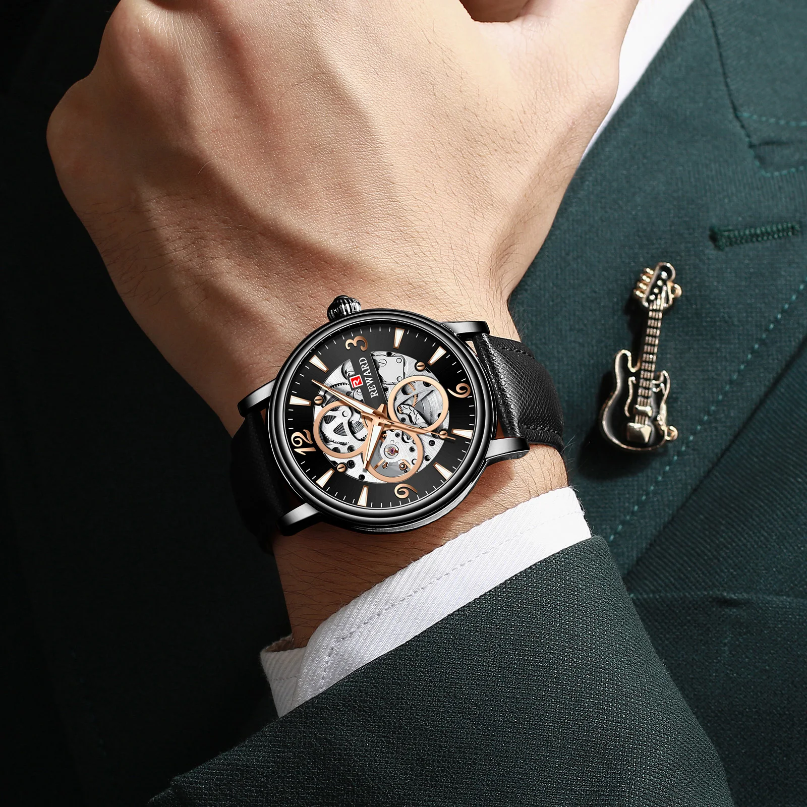 REWARD Brand Luxury Mechanical Watch Men Watches Waterproof Skeleton Automatic Watch Quality Fashion Watches Montre Homme 2020
REWARD Brand Luxury Mechanical Watch Men Watches Waterproof Skeleton Automatic Watch Quality Fashion Watches Montre Homme 2020