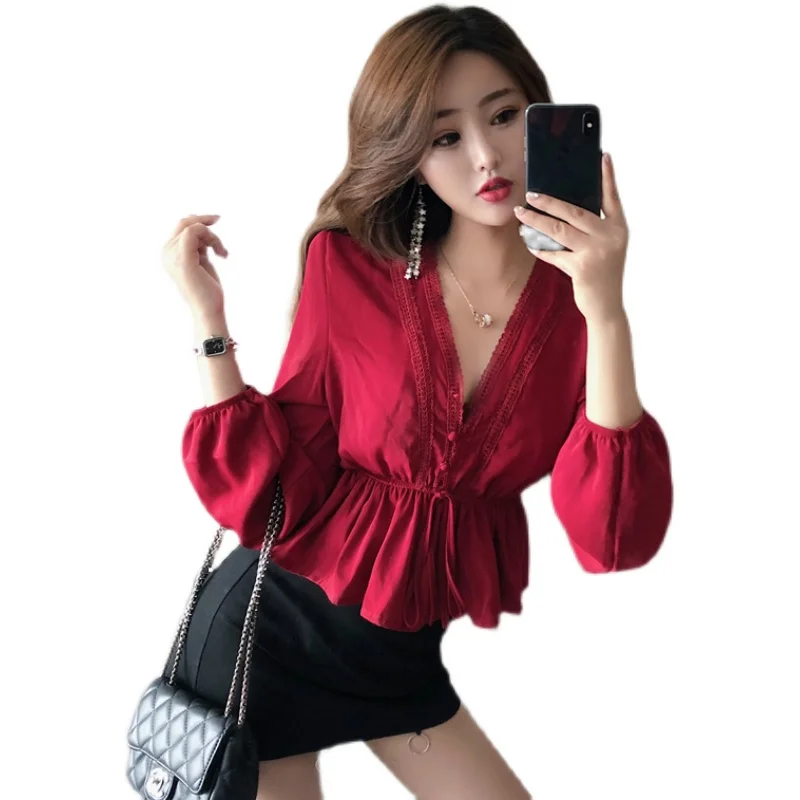 2021 spring and summer new lace stitching drawstring tie waist ruffled short elegant quality drape shirt women
2021 spring and summer new lace stitching drawstring tie waist ruffled short elegant quality drape shirt women