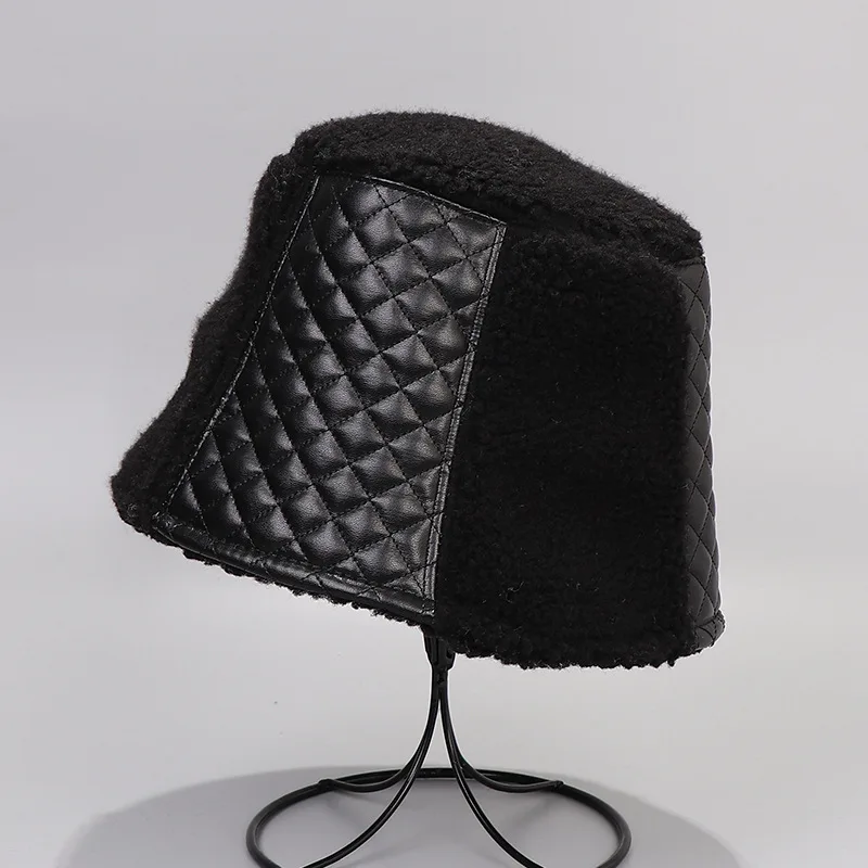 Новинка уличные Панамы из искусственной кожи с узором женские зимние мягкие теплые шапки Gorros Mujer
Новинка уличные Панамы из искусственной кожи с узором женские зимние мягкие теплые шапки Gorros Mujer