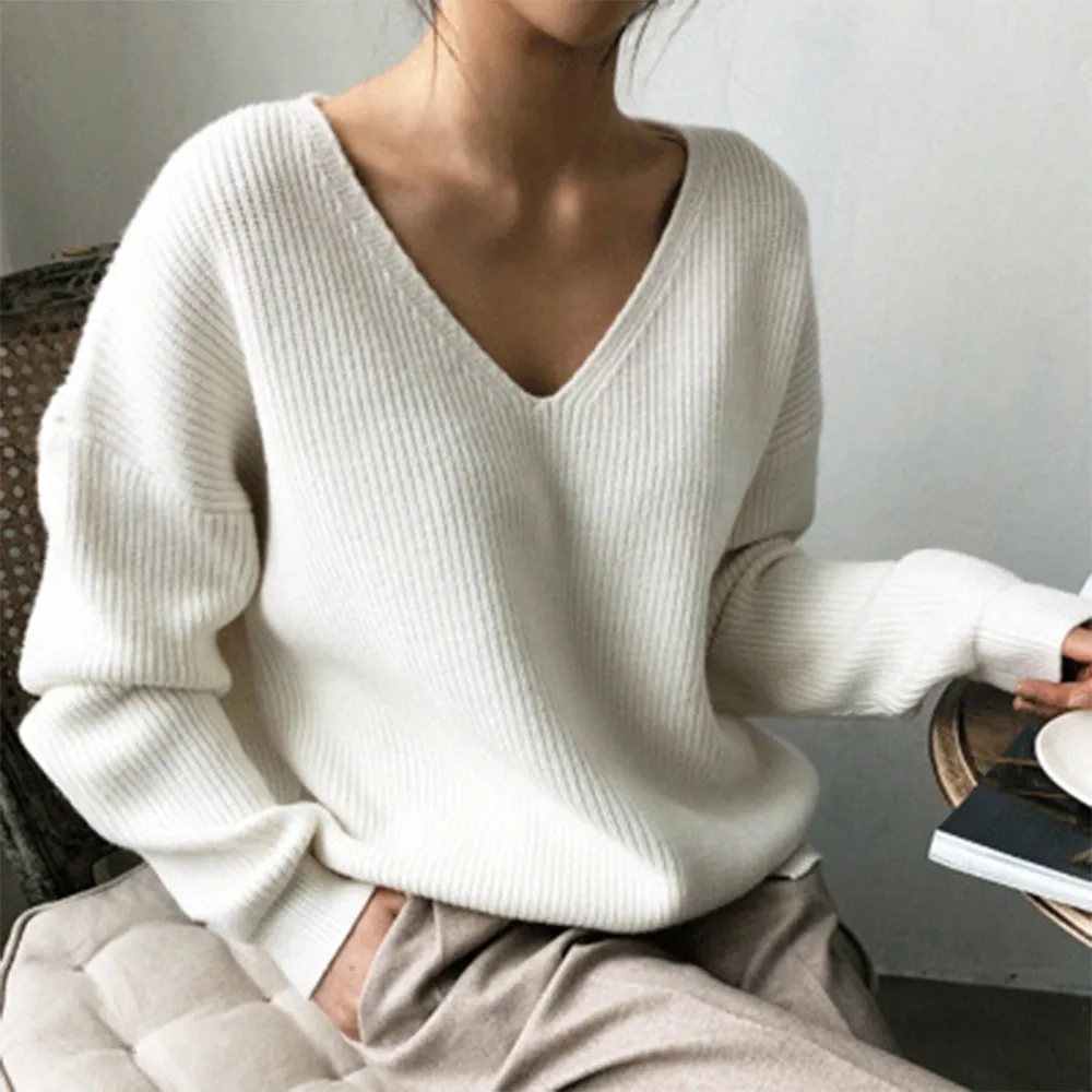 Autumn Winter Women Knitted Sweater Classic V Neck Basic Soft Solid Color Pullovers Sweater Ladies Clothing Oversized 2021
Autumn Winter Women Knitted Sweater Classic V Neck Basic Soft Solid Color Pullovers Sweater Ladies Clothing Oversized 2021