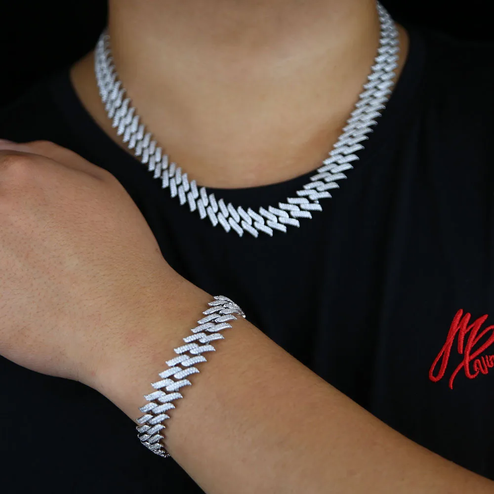Iced Out Bling Hip Hop Rock Punk CZ Bracelet Bangle for Boy Men Mirco pave CZ Spike 15mm wide Cuban Chain Bracelet Wholesale
Iced Out Bling Hip Hop Rock Punk CZ Bracelet Bangle for Boy Men Mirco pave CZ Spike 15mm wide Cuban Chain Bracelet Wholesale