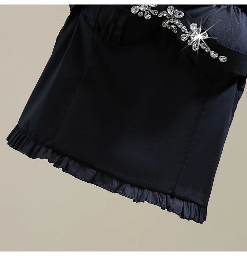 Exquisite Rhinestone Ruffle Sleeveless 2021 Summer Korean Fashion Slimming Temperament Color Camisole Elegant Sexy Women Tops
Exquisite Rhinestone Ruffle Sleeveless 2021 Summer Korean Fashion Slimming Temperament Color Camisole Elegant Sexy Women Tops