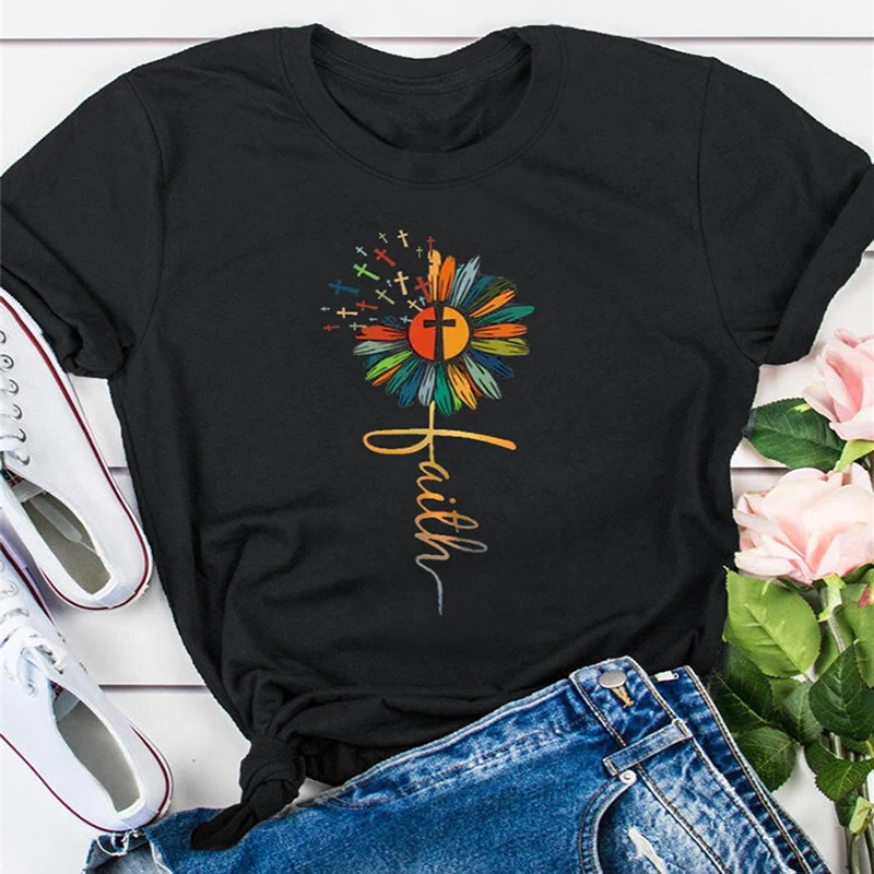 Faith T shirt Women Sunflower Cross Print Oversized Tshirts Harajuku Summer Vintage Tops Female Kpop Aesthetic Tshirt Clothes
Faith T shirt Women Sunflower Cross Print Oversized Tshirts Harajuku Summer Vintage Tops Female Kpop Aesthetic Tshirt Clothes