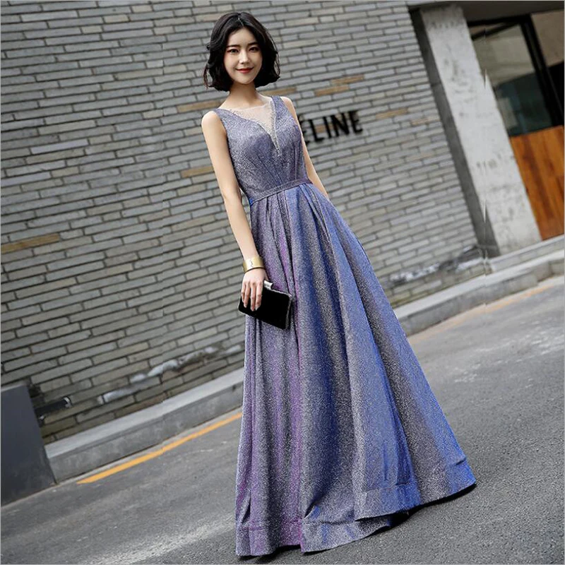 Gorgeous Long Glitter Evening Dresses V Neck Sleeveless Pleated Prom Gown For Party
Gorgeous Long Glitter Evening Dresses V Neck Sleeveless Pleated Prom Gown For Party