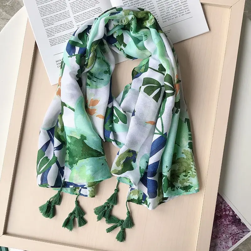 2021 Fashion Autumn Women Viscose Scarf Green Floral Tassel Beach Hijab Shawls and Wraps Female Foulards Echarpe Muslim Hijab
2021 Fashion Autumn Women Viscose Scarf Green Floral Tassel Beach Hijab Shawls and Wraps Female Foulards Echarpe Muslim Hijab