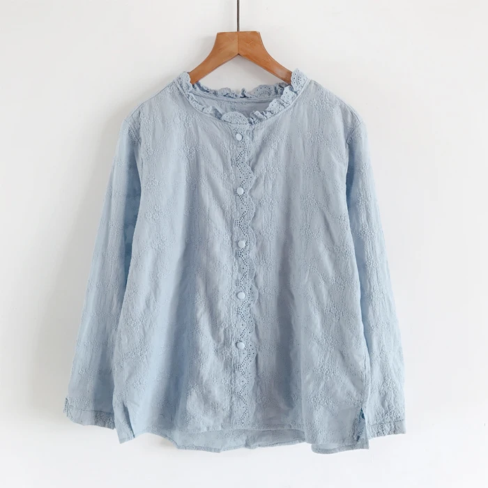 Autumn New Palace Style Temperament Small Lace Stand-Up Collar Lace Placket Full Embroidered Cotton Shirt Fashion Women Blouses 
Autumn New Palace Style Temperament Small Lace Stand-Up Collar Lace Placket Full Embroidered Cotton Shirt Fashion Women Blouses