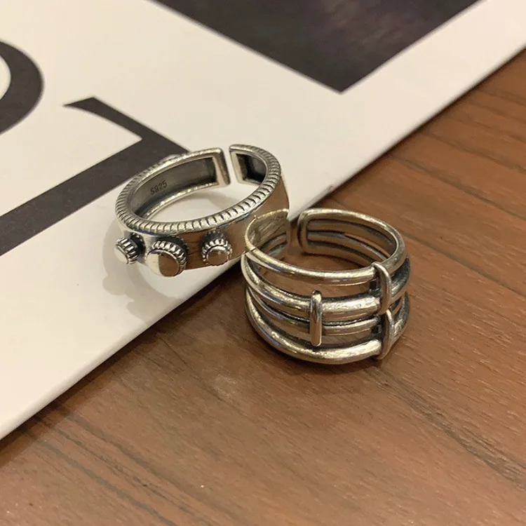 Low Price Fashion Goods 925 Silver Material Ring for Women Geometric Lines and Round Personality Opening Adjustable Fine Jewelry
Low Price Fashion Goods 925 Silver Material Ring for Women Geometric Lines and Round Personality Opening Adjustable Fine Jewelry