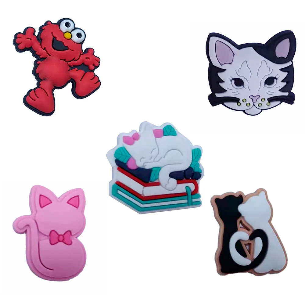 1 шт., подвеска для обуви в виде кошки 
1 шт., подвеска для обуви в виде кошки